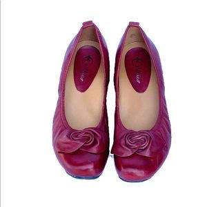 Earthies Red leather shoes size 9 - EUC